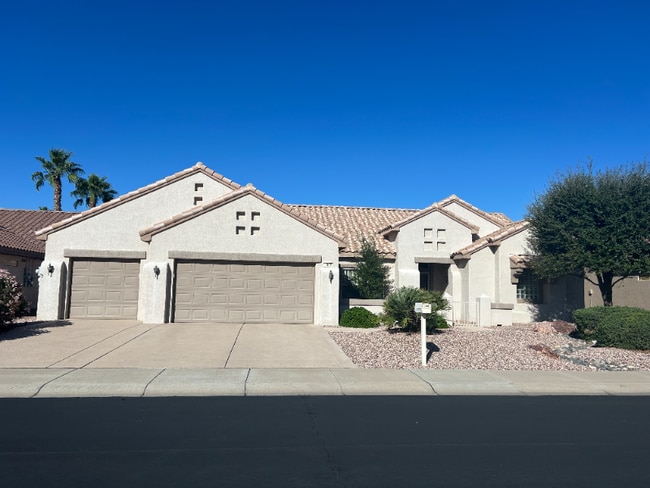 Building Photo - 17952 N Peppermill Ln
