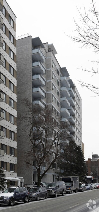 Building Photo - Châteauneuf