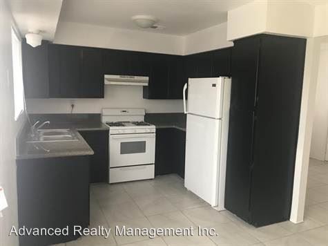 Foto principal - 1317 Bernard St