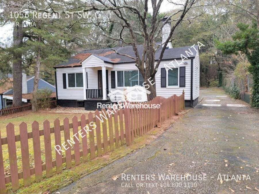 Photo - 1056 Regent St SW, C-