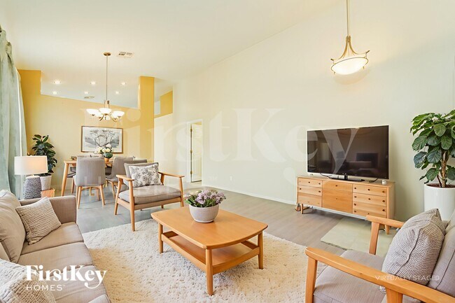 Foto del edificio - 5240 N Spring Pointe Pl