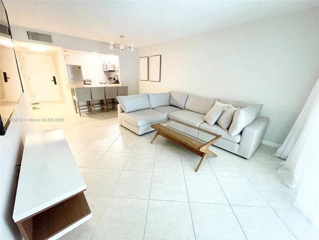 Foto del edificio - 2000 Atlantic Shores Blvd