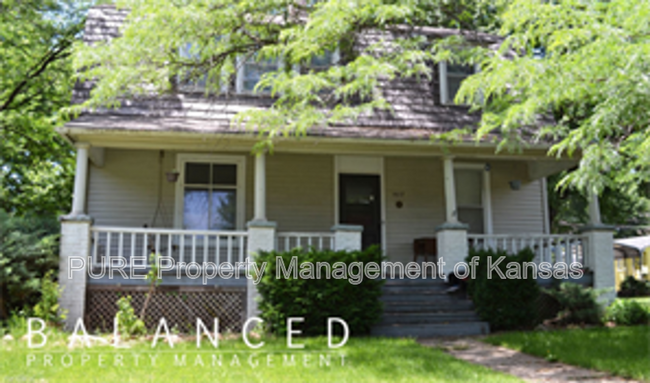 Building Photo - 1617 SW Mulvane St