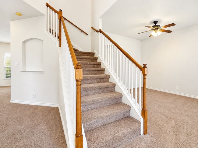 Building Photo - Beautiful 2-story home for lease in a gated community!