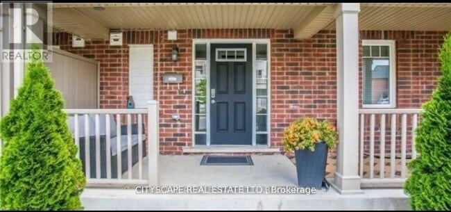 Building Photo - 1023 Stemman Pl