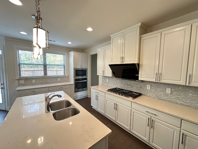 Building Photo - 987 Halletts Peak Pl