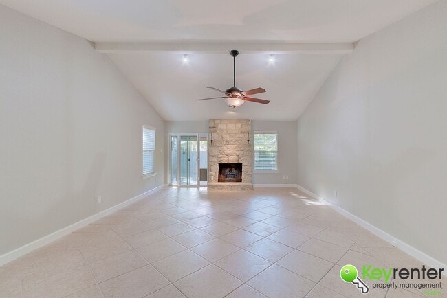 Building Photo - Charming 3 Bedroom, 2 Bathroom Home in Sou...