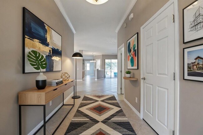 Foto del edificio - 12150 Mapleridge Dr