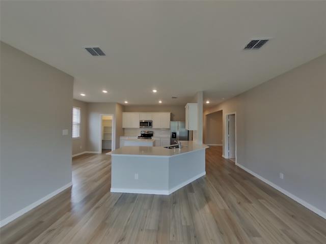 Building Photo - 448 Walpole Ct