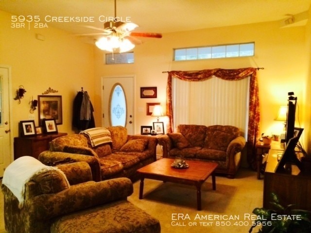 Foto del edificio - Country Living!