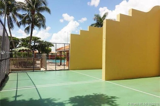 Foto del edificio - 8505 NW 3rd Ln