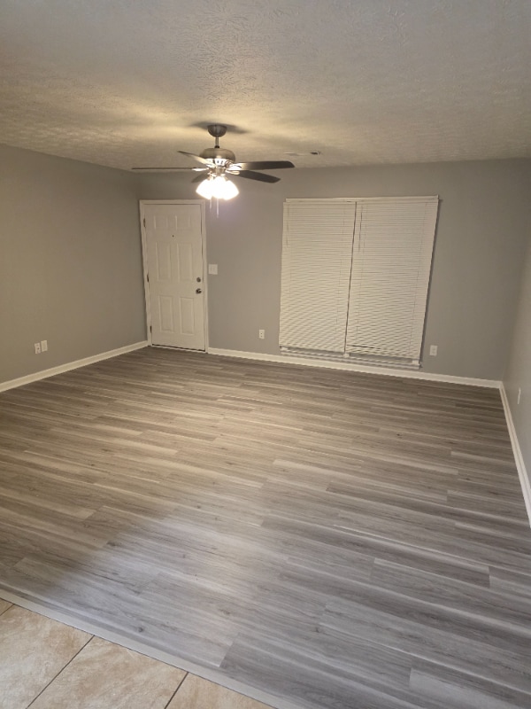 Foto del edificio - 50 Sommerset Dr