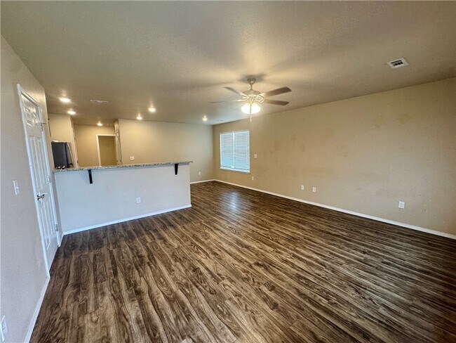 Foto del edificio - 1020 Clearspring Ct