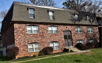 Building Photo - 3712 Mayberry Ave
