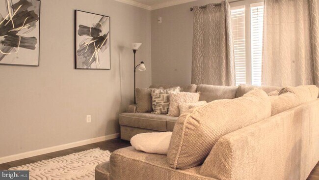 Building Photo - 145 Wayland Rd