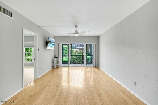 Foto del edificio - 35 Greenbrier St