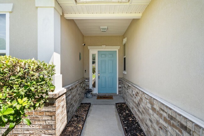 Building Photo - Park West Beauty! 3-Bedroom Home with Screened Porch and Fenced Backyard