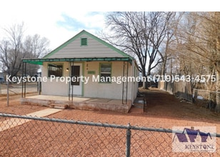 Building Photo - 1115 Elm St