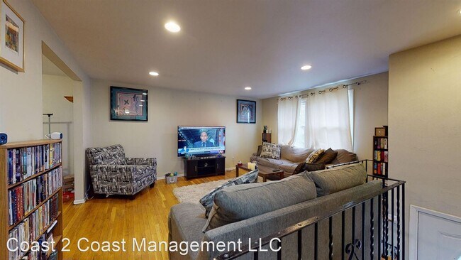 Building Photo - 3 br, 2 bath House - 922 Cedarwood
