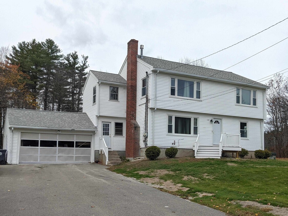 120 Kent Farm Rd Unit 1st Fl, Hampstead, Nh 03841 - Room For Rent In 