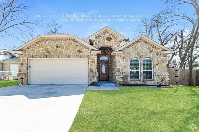 Building Photo - 433 Arrowhead