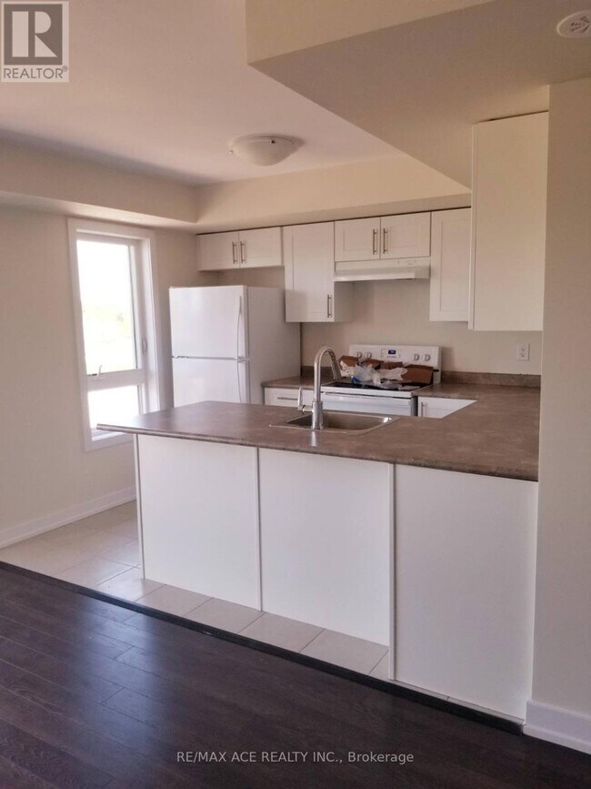 Building Photo - 50 Dunsheath Wy