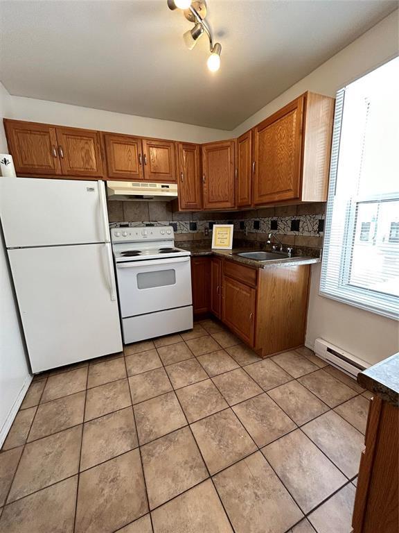 Primary Photo - 629-629 Corydon Ave