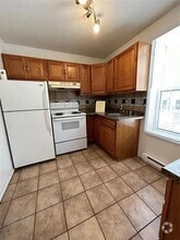 Building Photo - 629-629 Corydon Ave
