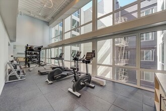 Interior Photo - 145 Leavenworth St