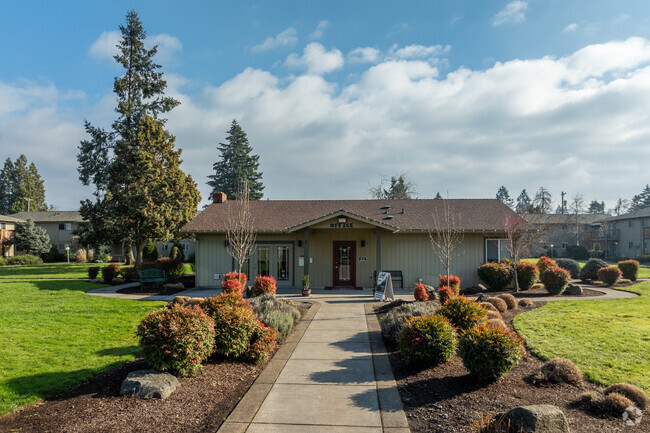 Leasing Office - Gateway Village