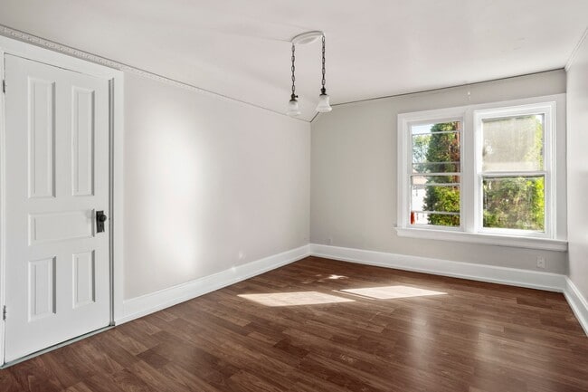 Foto del edificio - 3 Bedroom House in Manitowoc