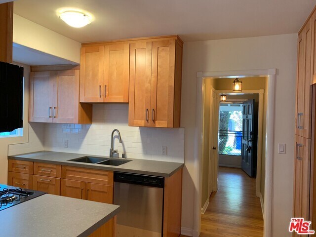 Building Photo - 1438 Midvale Ave