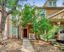 Building Photo - 3422 Glenmore Meadow Dr