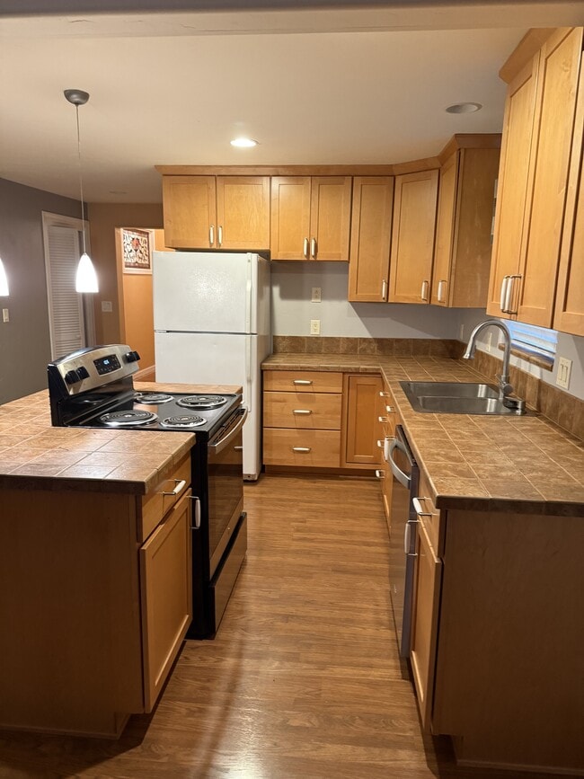 Foto del edificio - 111 E Driftwood Circle East