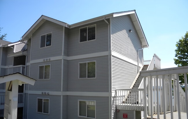 Skyline - Skyline House
