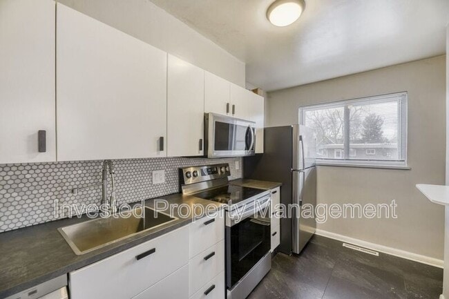 Foto del edificio - 3519 S Downing St