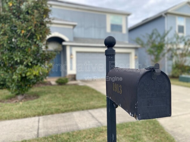 Building Photo - 1913 Thetford Cir