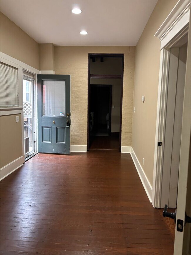 Building Photo - Historic Downtown Home with Modern Charm