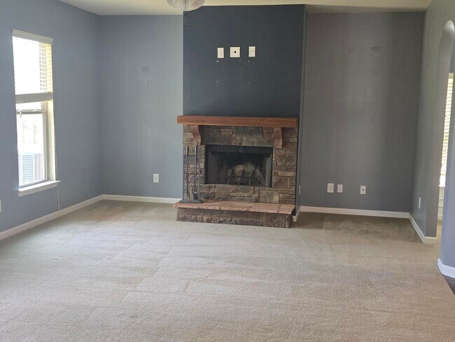 Foto del edificio - 4416 Grove Landing Dr