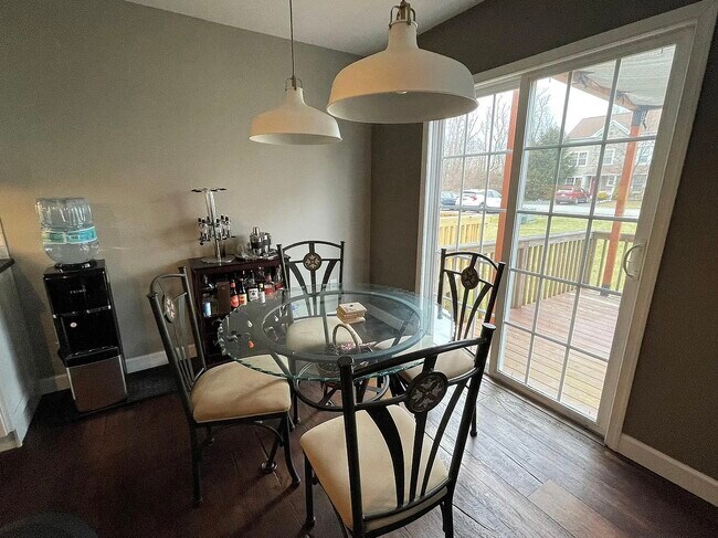 Foto del edificio - 61 Ridge View Cir