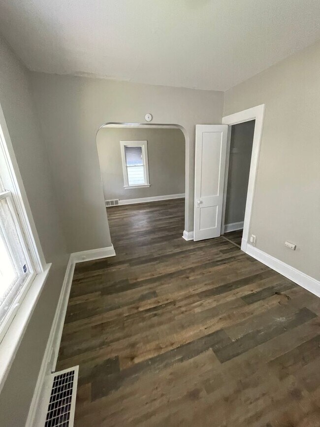 Foto del edificio - Section 8 & Eden Accepted! Ready to lease ...