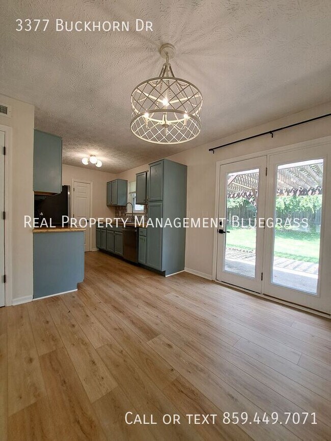 Foto del edificio - 3377 Buckhorn Dr
