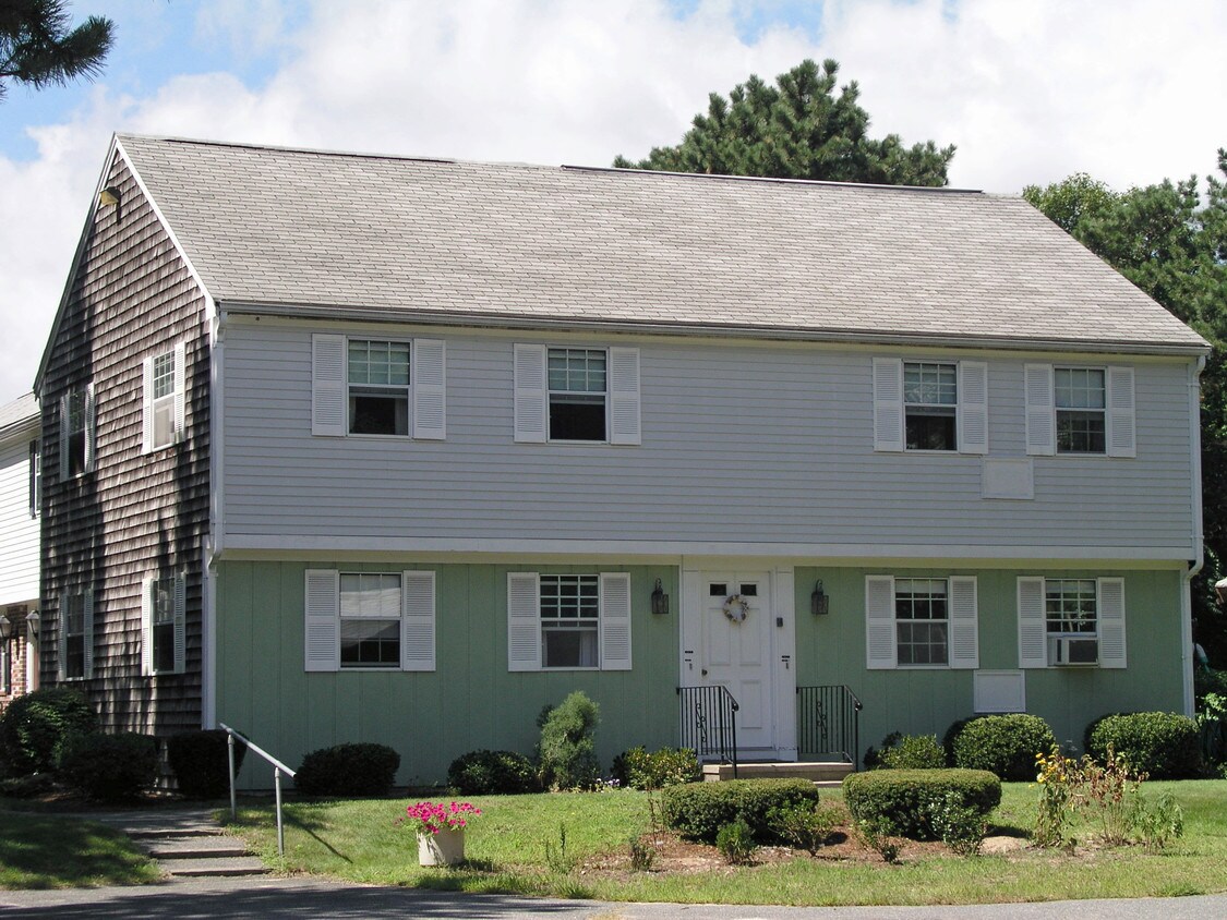 17 Astor Way, Yarmouth, MA 02664 Apartments in Yarmouth, MA