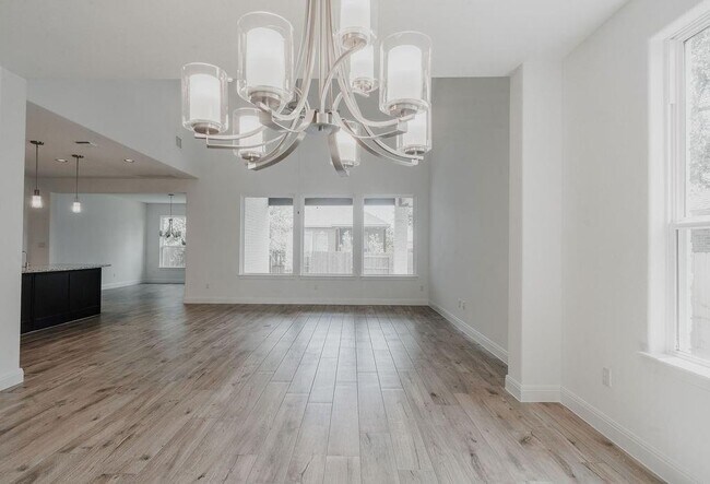 Building Photo - 3829 Lombard St