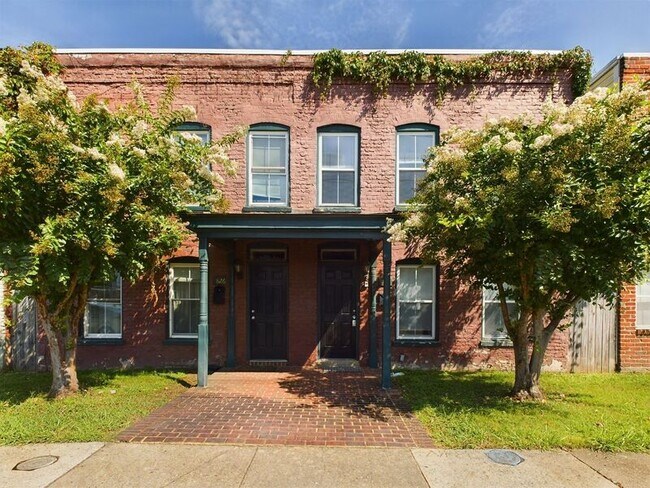 Foto del edificio - 1824 Parkwood Ave