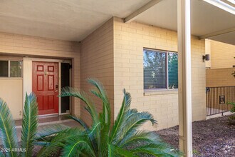 Building Photo - 3600 N 5th Ave