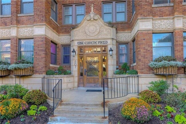 Building Photo - Eugene Field Apartments