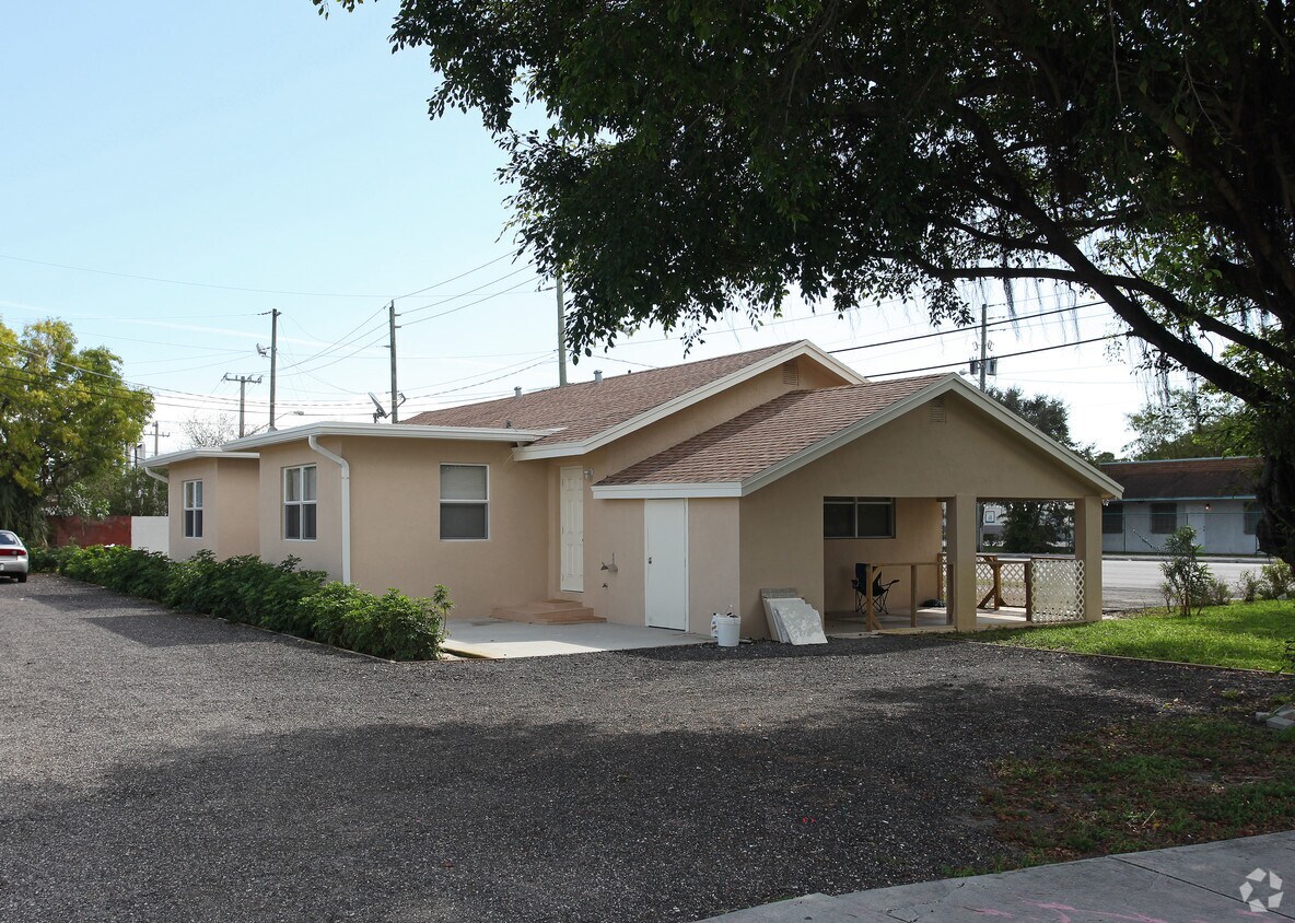 Foto del edificio - 1230 Suwanee Dr