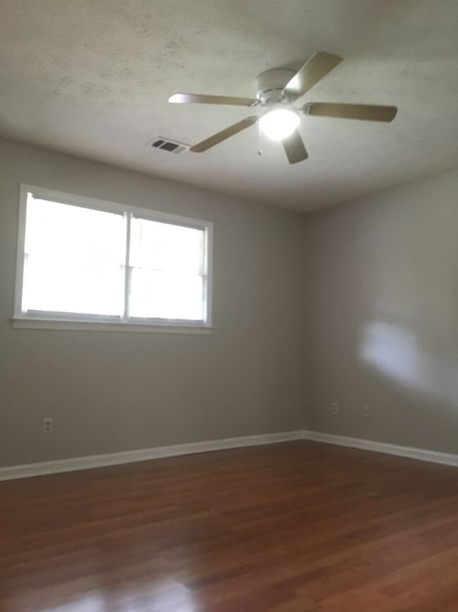 Photo - 1780 Southgate Ln SE Apartment