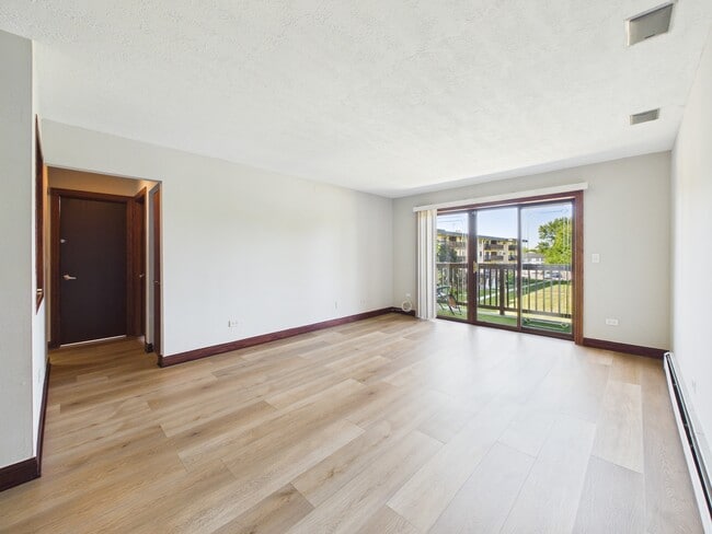 Building Photo - 2222 S Goebbert Rd
